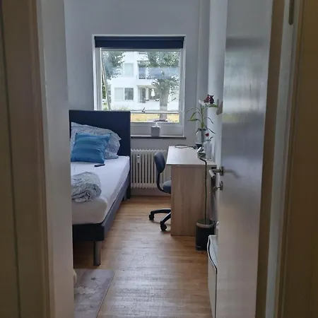 Single Bed, Private * Virum